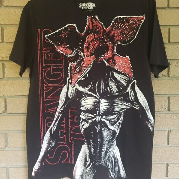 Stranger Things Black T-Shirt Size: Medium - Picture 1 of 2